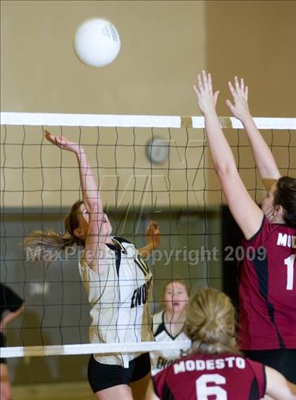 Thumbnail 1 in Modesto @ Enochs photogallery.