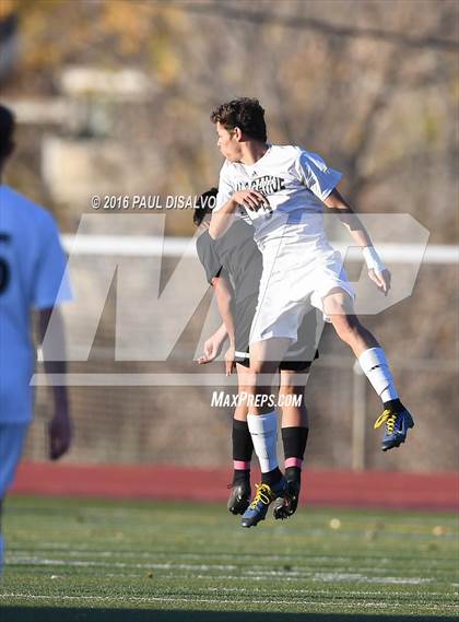 Thumbnail 2 in Arapahoe vs. Rangeview (CHSAA 5A 2nd Round) photogallery.