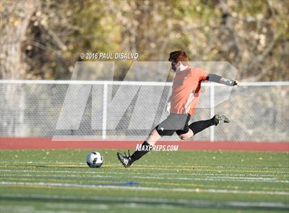 Thumbnail 2 in Arapahoe vs. Rangeview (CHSAA 5A 2nd Round) photogallery.