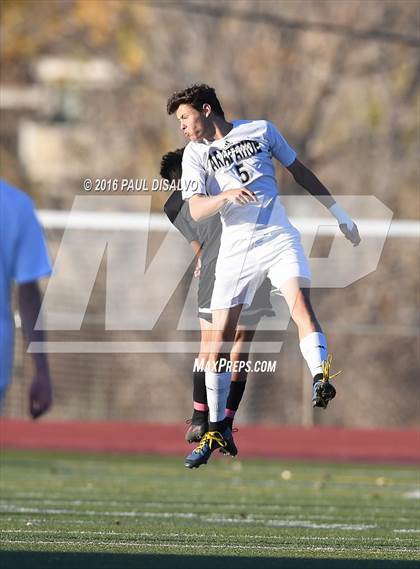 Thumbnail 1 in Arapahoe vs. Rangeview (CHSAA 5A 2nd Round) photogallery.