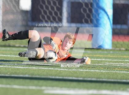 Thumbnail 3 in Arapahoe vs. Rangeview (CHSAA 5A 2nd Round) photogallery.