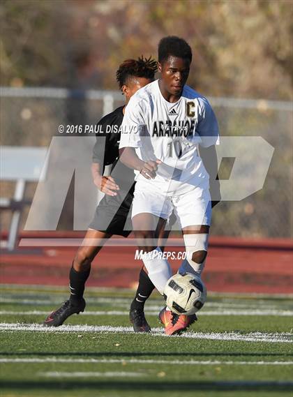 Thumbnail 3 in Arapahoe vs. Rangeview (CHSAA 5A 2nd Round) photogallery.