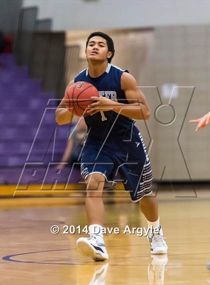 Thumbnail 1 in Hunter vs. Alta (Riverton Holiday Tournament) photogallery.