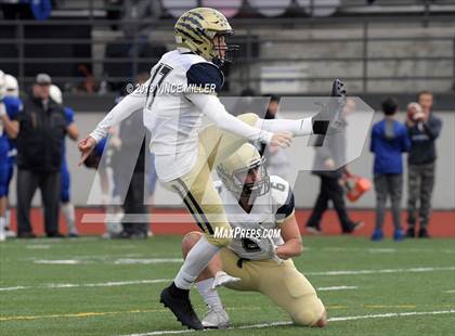 Thumbnail 1 in Mead @ Graham-Kapowsin (WIAA 4A First Round) photogallery.