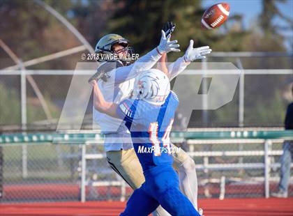 Thumbnail 2 in Mead @ Graham-Kapowsin (WIAA 4A First Round) photogallery.