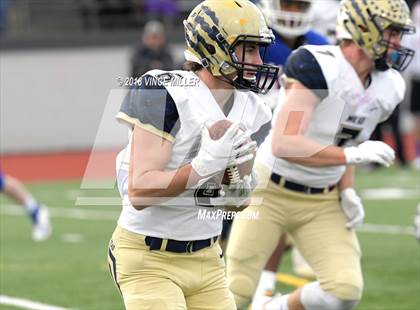 Thumbnail 1 in Mead @ Graham-Kapowsin (WIAA 4A First Round) photogallery.