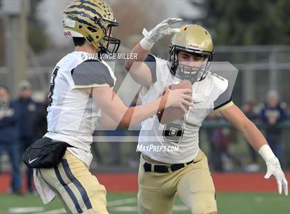 Thumbnail 1 in Mead @ Graham-Kapowsin (WIAA 4A First Round) photogallery.