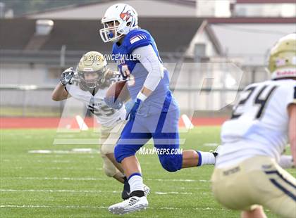 Thumbnail 1 in Mead @ Graham-Kapowsin (WIAA 4A First Round) photogallery.