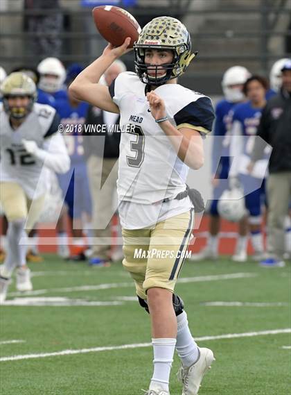 Thumbnail 2 in Mead @ Graham-Kapowsin (WIAA 4A First Round) photogallery.