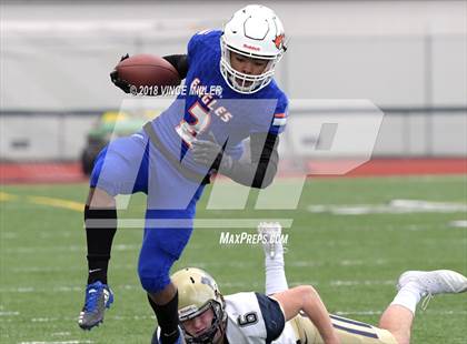 Thumbnail 3 in Mead @ Graham-Kapowsin (WIAA 4A First Round) photogallery.