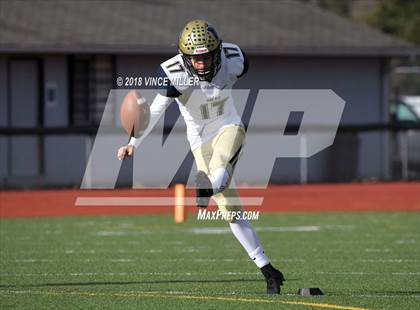 Thumbnail 1 in Mead @ Graham-Kapowsin (WIAA 4A First Round) photogallery.