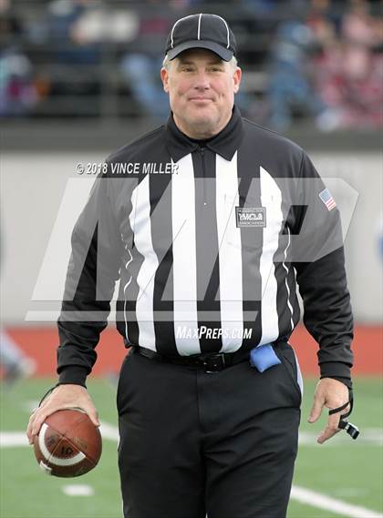 Thumbnail 1 in Mead @ Graham-Kapowsin (WIAA 4A First Round) photogallery.