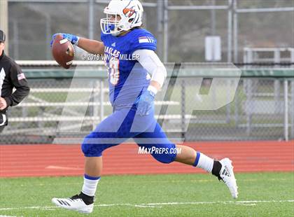 Thumbnail 1 in Mead @ Graham-Kapowsin (WIAA 4A First Round) photogallery.