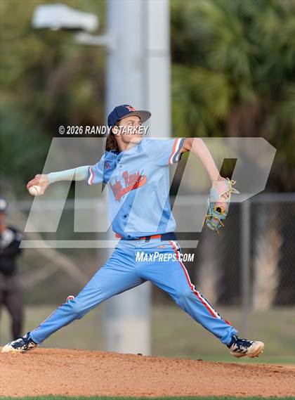 Thumbnail 1 in Mariner vs. Lemon Bay photogallery.