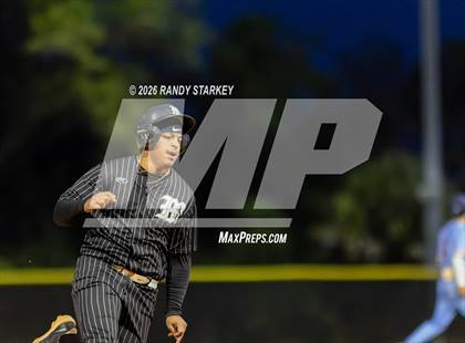 Thumbnail 2 in Mariner vs. Lemon Bay photogallery.