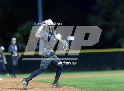 Thumbnail 1 in Mariner vs. Lemon Bay photogallery.