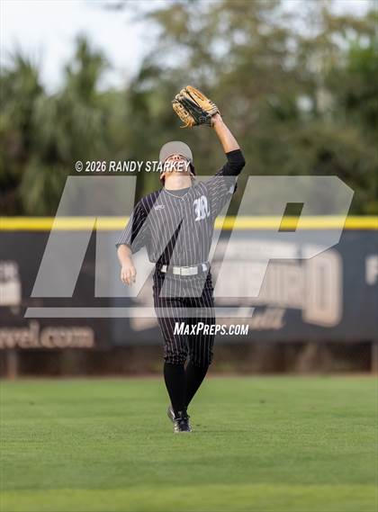 Thumbnail 3 in Mariner vs. Lemon Bay photogallery.