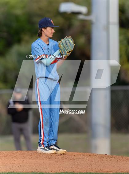 Thumbnail 3 in Mariner vs. Lemon Bay photogallery.