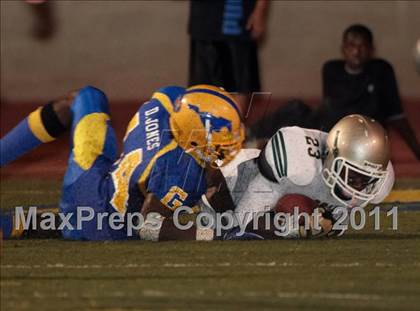 Thumbnail 3 in Long Beach Poly @ Grant (Smackdown at Sactown) photogallery.