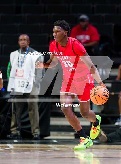Thumbnail 1 in Seventy-First vs Westover (NCHSAA 3A Regional Final) photogallery.