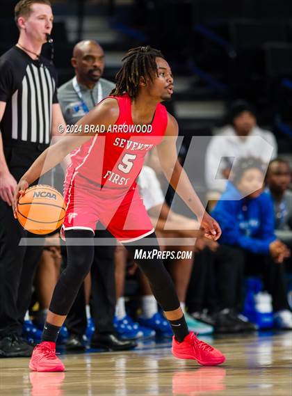 Thumbnail 2 in Seventy-First vs Westover (NCHSAA 3A Regional Final) photogallery.