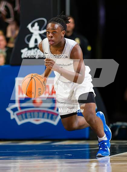 Thumbnail 3 in Seventy-First vs Westover (NCHSAA 3A Regional Final) photogallery.