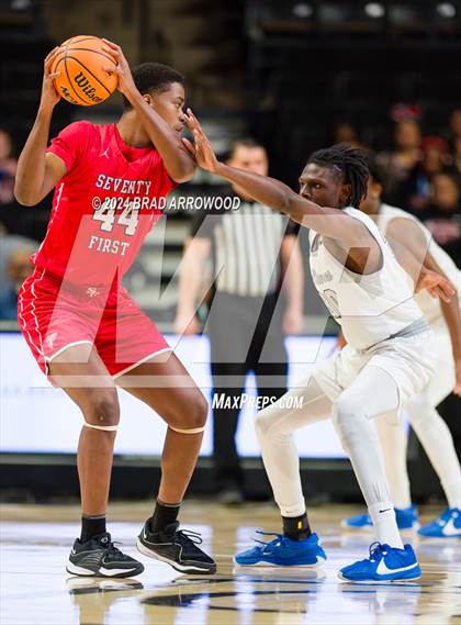 Thumbnail 2 in Seventy-First vs Westover (NCHSAA 3A Regional Final) photogallery.