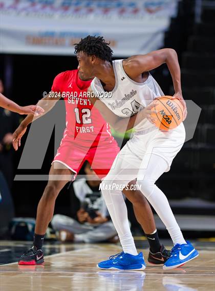 Thumbnail 3 in Seventy-First vs Westover (NCHSAA 3A Regional Final) photogallery.
