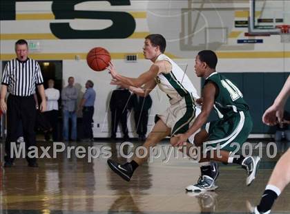 Thumbnail 2 in Webb vs Knoxville Catholic photogallery.