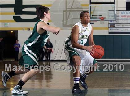 Thumbnail 2 in Webb vs Knoxville Catholic photogallery.