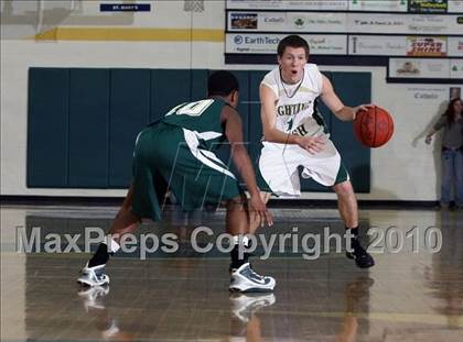 Thumbnail 1 in Webb vs Knoxville Catholic photogallery.