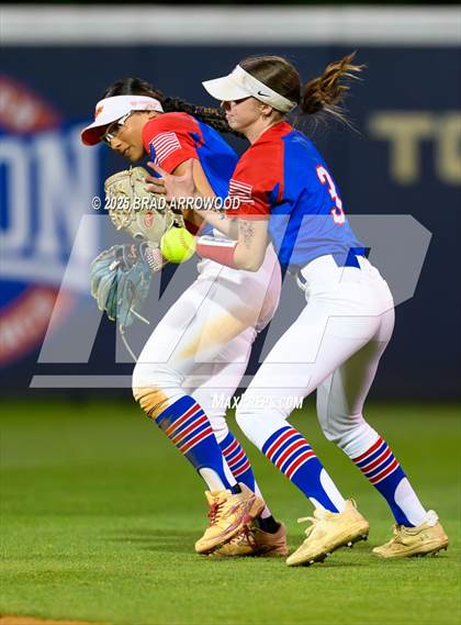 Thumbnail 3 in Scotland vs Rockingham County (NCHSAA 3A Final Game 1) photogallery.