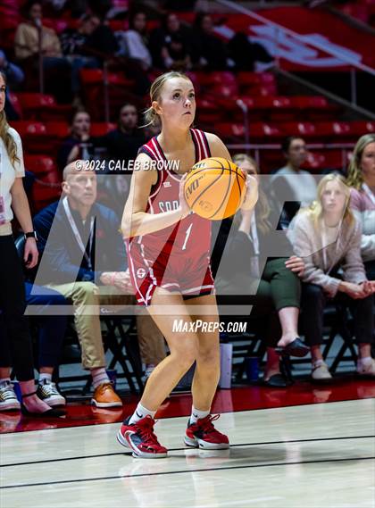 Thumbnail 2 in Springville vs. Wasatch (UHSAA 5A Semifinal) photogallery.