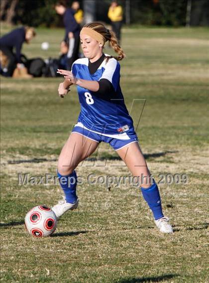 Thumbnail 2 in Agoura vs Quartz Hill (Hart Showcase) photogallery.