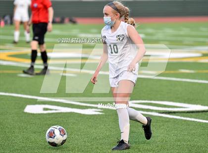 Thumbnail 3 in Enloe @ Cardinal Gibbons photogallery.