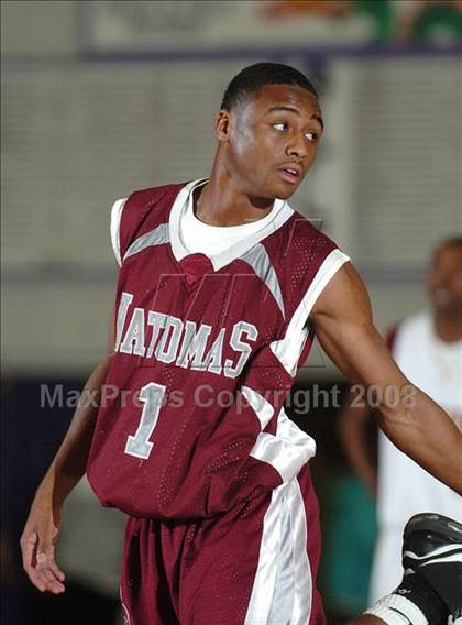 Thumbnail 1 in Natomas vs. Encina (St. Hope Holiday Classic) photogallery.