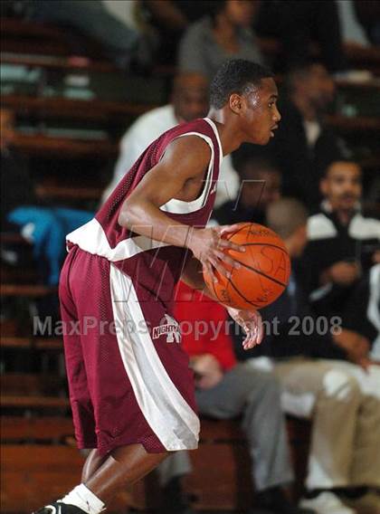 Thumbnail 2 in Natomas vs. Encina (St. Hope Holiday Classic) photogallery.