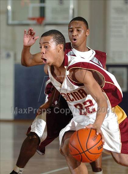 Thumbnail 3 in Natomas vs. Encina (St. Hope Holiday Classic) photogallery.