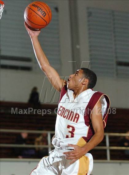 Thumbnail 3 in Natomas vs. Encina (St. Hope Holiday Classic) photogallery.