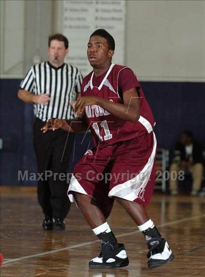 Thumbnail 2 in Natomas vs. Encina (St. Hope Holiday Classic) photogallery.