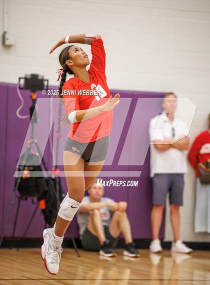 Thumbnail 1 in Mater Dei @ Marist (Durango Fall Classic) photogallery.