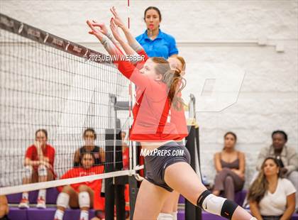 Thumbnail 3 in Mater Dei @ Marist (Durango Fall Classic) photogallery.
