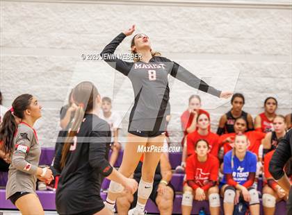 Thumbnail 3 in Mater Dei @ Marist (Durango Fall Classic) photogallery.