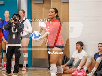 Thumbnail 2 in Mater Dei @ Marist (Durango Fall Classic) photogallery.