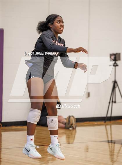 Thumbnail 2 in Mater Dei @ Marist (Durango Fall Classic) photogallery.