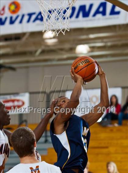 Thumbnail 1 in Madison [James] vs La Marque (McDonald's Texas Invitational) photogallery.