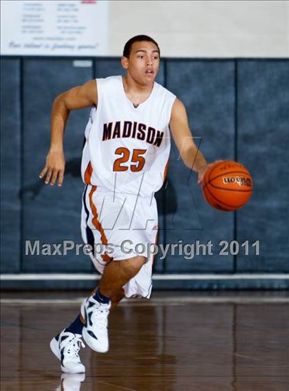 Thumbnail 2 in Madison [James] vs La Marque (McDonald's Texas Invitational) photogallery.