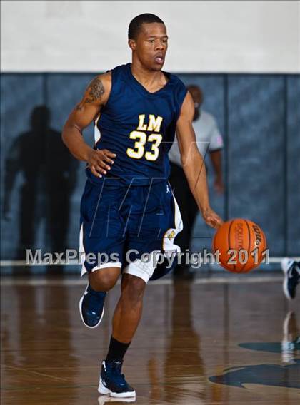 Thumbnail 2 in Madison [James] vs La Marque (McDonald's Texas Invitational) photogallery.