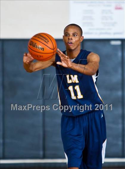 Thumbnail 1 in Madison [James] vs La Marque (McDonald's Texas Invitational) photogallery.