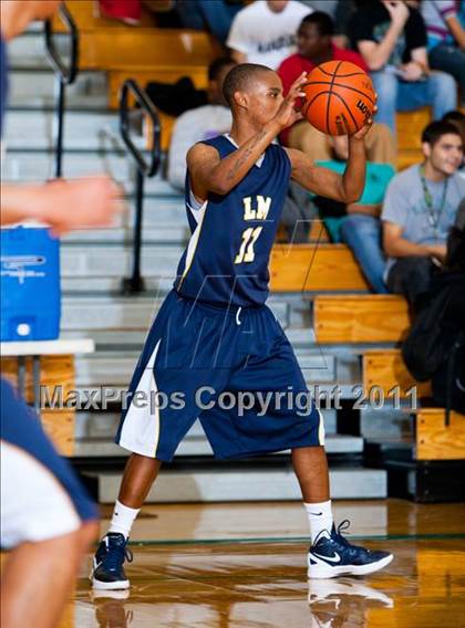 Thumbnail 3 in Madison [James] vs La Marque (McDonald's Texas Invitational) photogallery.